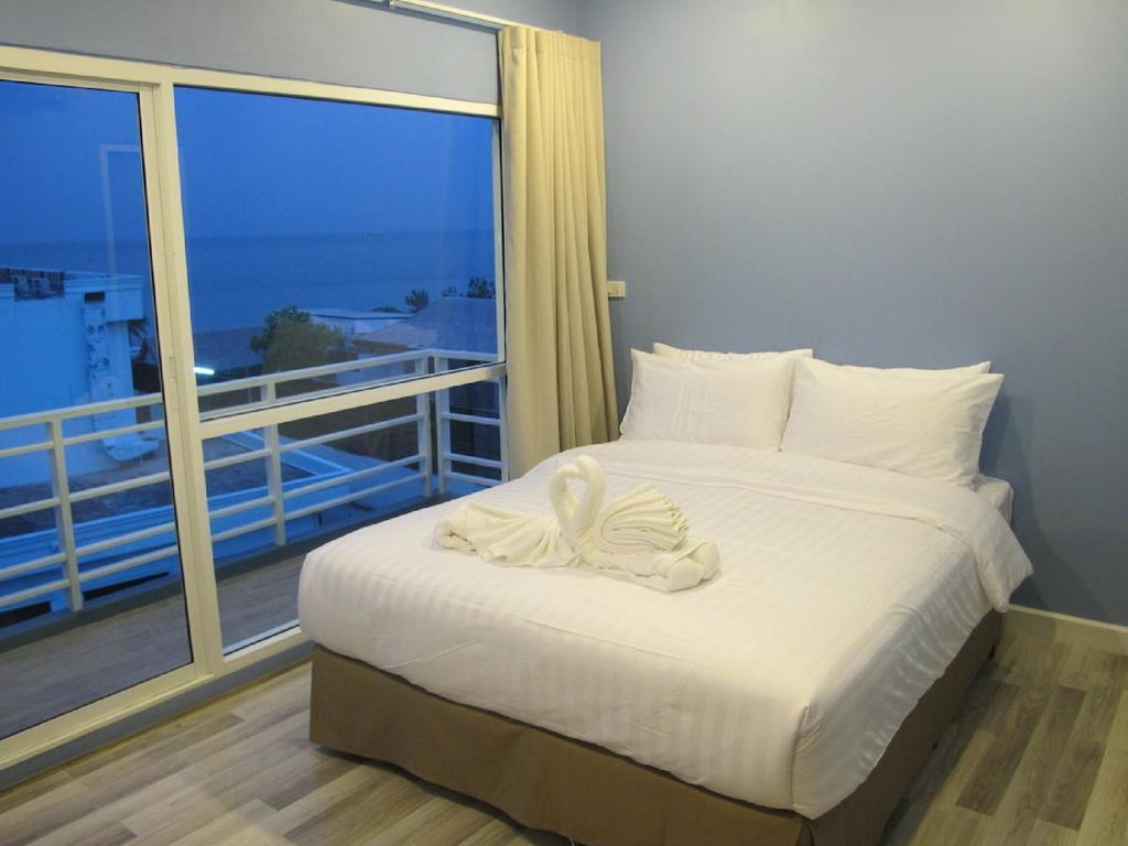 Nantra Hua Hin Hotel Buitenkant foto