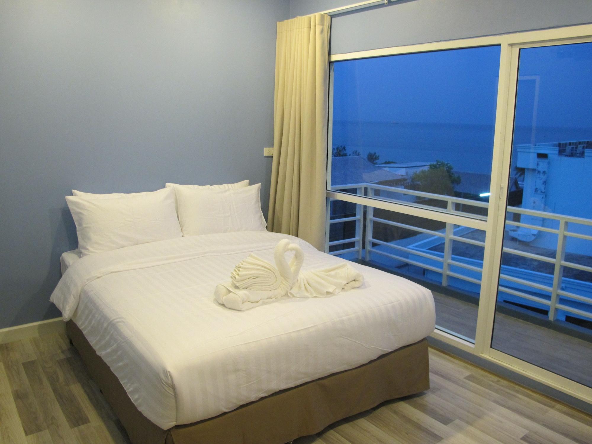 Nantra Hua Hin Hotel Buitenkant foto