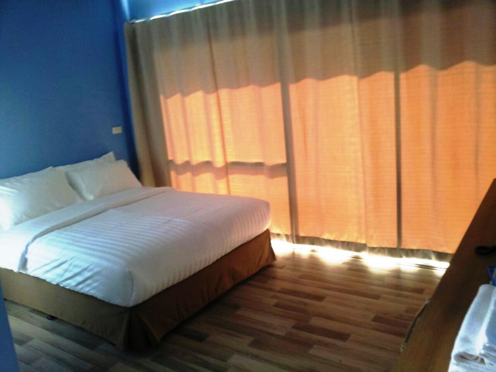 Nantra Hua Hin Hotel Buitenkant foto